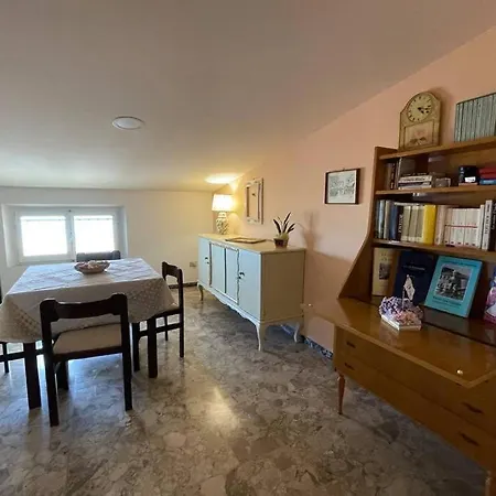 Mansarda La Pinetina Apartment